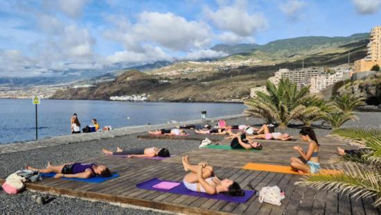 Primera Linea De Playa Con Vistas Al Mar Y Plaza De Garaje Radazul Buitenkant foto